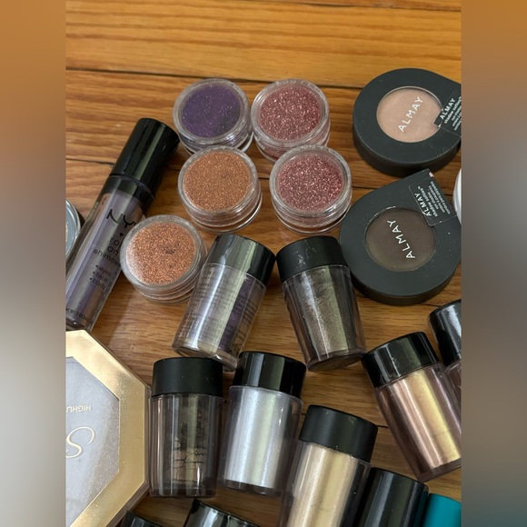 Make up bundle - Picture 4 of 8